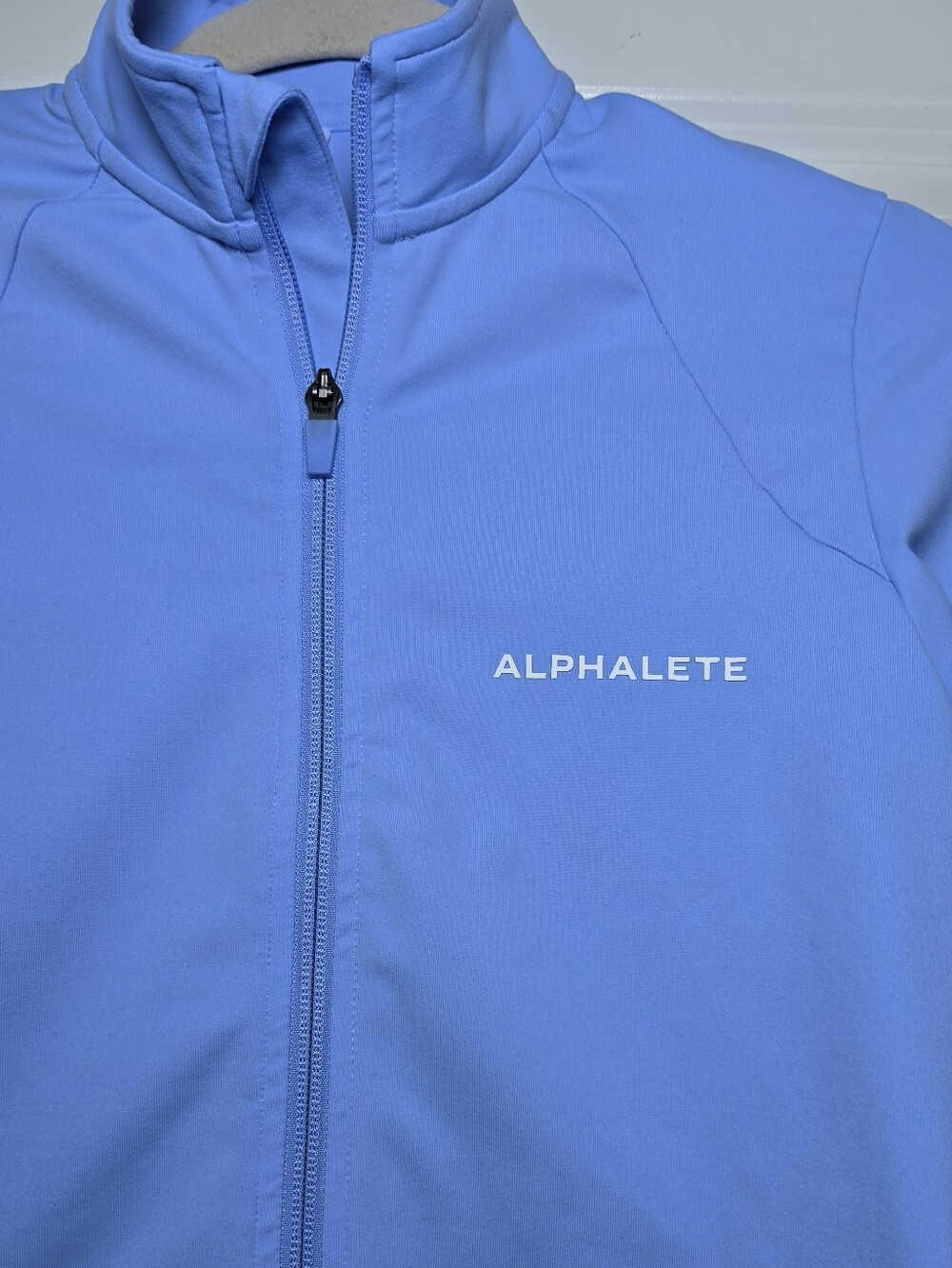 Alphalete Women’s Blue Cropped Full Zip Workout Athletic Jacket Size Small - Picture 4 of 9